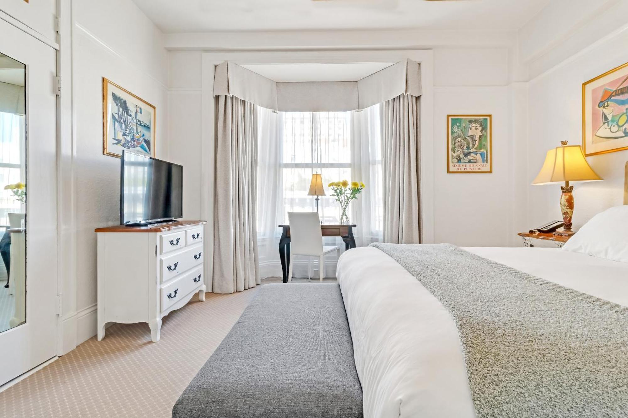 Cornell De France Hotel